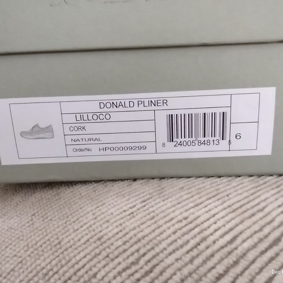 Donald Pliner Lilloco - Picture 7 of 9